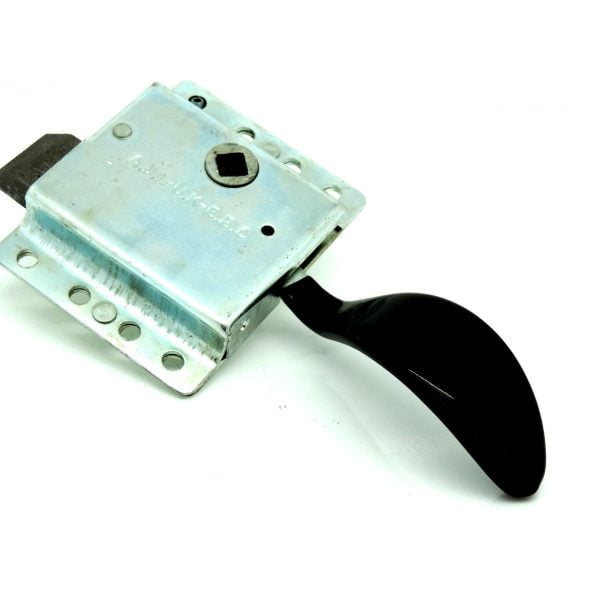 L/H INNER CAB DOOR LOCK FOR FORD 2600 3600 4100 4600 2610 3610 4110 4610 TRACTORS.