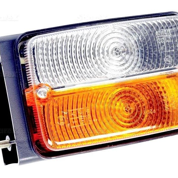 L/H SIDE LIGHT FOR CASE IH MX100 MX110 MX120 MX135 MX150 MX175 TRACTORS.