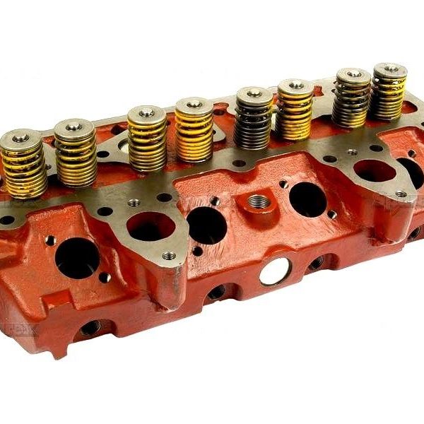 CYLINDER HEAD FOR INTERNATIONAL B414 B434 374 384 444 TRACTORS.