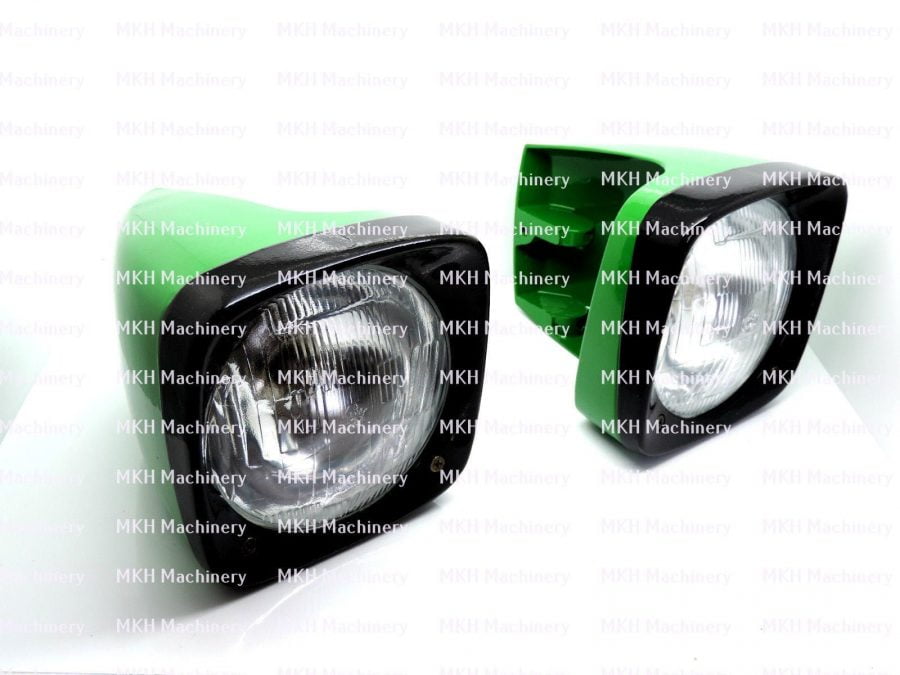 HEADLIGHTS FOR JOHN DEERE 1350 1550 1750 1850 1950 2250 2450 2650 2850 3050 3350 3650 TRACTORS.