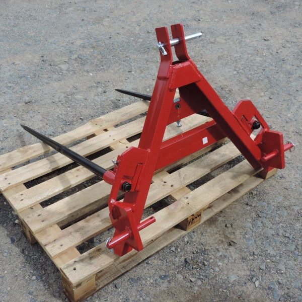 NEW BALE SPIKES 3 POINT LINKAGE OR A FRAME MOUNTED.