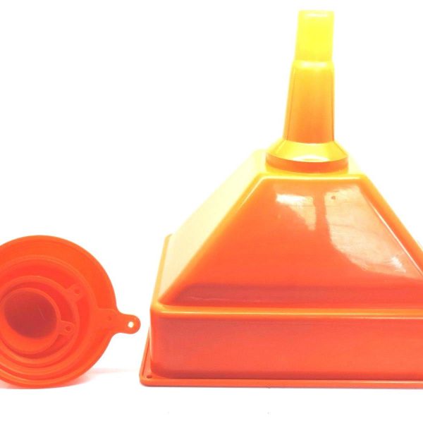 PLASTIC FUEL FUNNEL SET OF 5  FOR CASE IH JOHN DEERE FORD MASSEY
