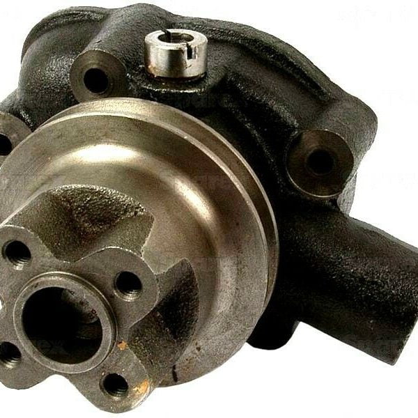 WATER PUMP FOR DAVID BROWN 990 IMPLEMATIC TRACTORS.