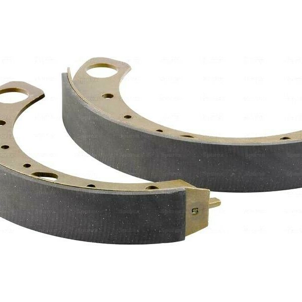 PAIR OF BRAKE SHOES FOR MASSEY FERGUSON 35 135 TRACTORS.