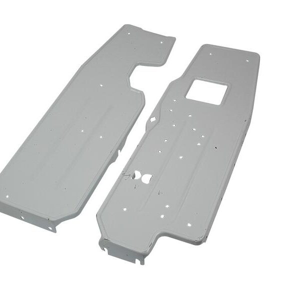 FOOTPLATE SET FOR FORD 5000 7000 5600 6600 7600 TRACTORS WITH SAFETY CAB.