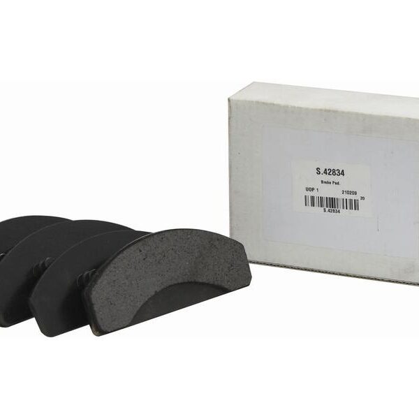 BRAKE PAD SET FOR MASSEY FRGUSON 122 130 TRACTORS.