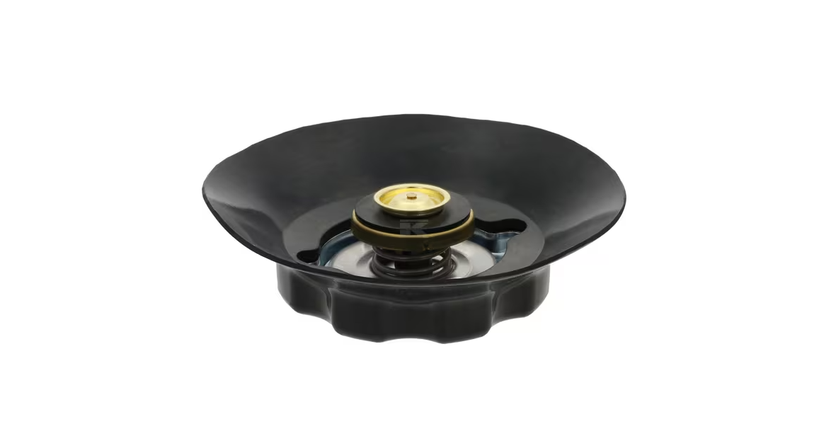 AS ORIGINAL RADIATOR CAP WITH RUBBER COVER FOR CASE IH 74 84 85 95 3200 4200 SERIES TRACTORS. - Image 2