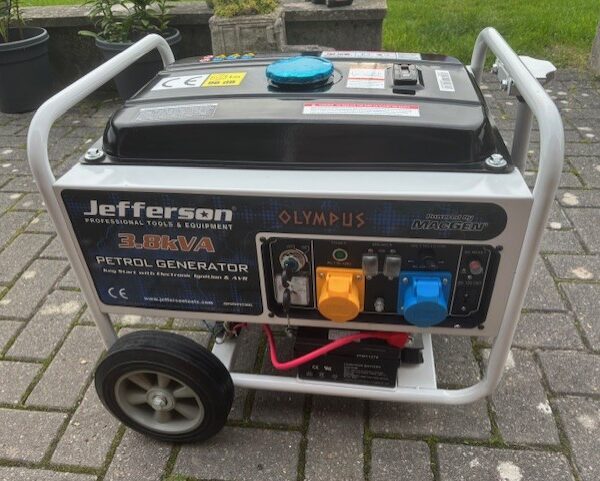 JEFFERSON 3.8KVA PETROL GENERATOR 3.0Kw WITH ELECTRIC START.