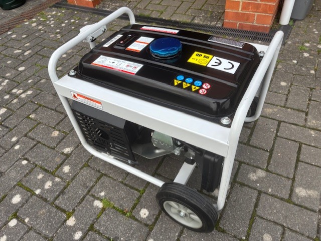 JEFFERSON 3.8KVA PETROL GENERATOR 3.0Kw WITH ELECTRIC START. - Image 3
